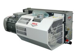 Vacuum pump E100. Klicka för större bild i nytt fönster. Vacuum pump E100. Klicka för större bild i nytt fönster.